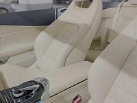 Second-hand Mercedes C220 AMG line 170 CP (125 kW) 2017 Culoarenegru Cabrio
