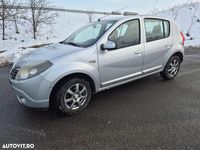 Second-hand Dacia Sandero 75 CP (55 kW) 2010 Culoareargint