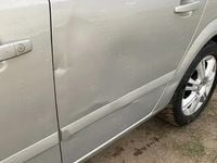 Second-hand Opel Astra 105 CP (77 kW) 2005 Hatchback