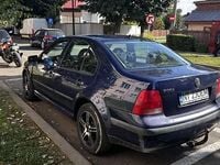 Second-hand VW Bora 105 CP (77 kW) 2001 Albastru Berlinǎ