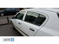 Second-hand Opel Astra 101 CP (74 kW) 2005 Alb Hatchback