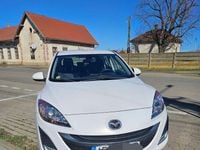 Second-hand Mazda 3 Inclusive 109 CP (80 kW) 2010 Culoarealb Hatchback