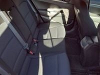 Second-hand Hyundai Elantra Comfort 128 CP (94 kW) 2017 Rosu Hatchback