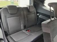 Second-hand Dacia Lodgy 115 CP (84 kW) 2016 Monovolum