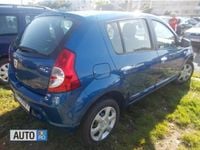 Second-hand Dacia Sandero 90 CP (66 kW) 2009 Albastru Hatchback
