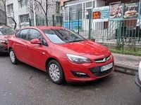 Second-hand Opel Astra 116 CP (85 kW) 2014 Rosu Berlinǎ