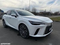 Second-hand Lexus RX450h+ E-FOUR 292 CP (214 kW) 2023 Culoarealb Berlinǎ