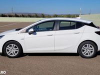 Second-hand Opel Astra Excellence 110 CP (80 kW) 2017 Culoarealb Hatchback