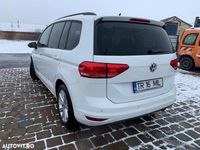 Second-hand VW Touran Comfortline 115 CP (84 kW) 2017 Culoarealb Monovolum