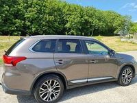 Second-hand Mitsubishi Outlander 150 CP (110 kW) 2016 Maro SUV