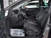Second-hand VW Golf VII Highline 110 CP (80 kW) 2016 Hatchback
