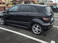 Second-hand Mercedes B200 140 CP (102 kW) 2006 Culoarenegru Monovolum
