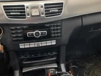 Second-hand Mercedes E250 204 CP (150 kW) 2014 Berlinǎ