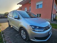 Second-hand VW Sharan Trendline 140 CP (102 kW) 2010 Gri Monovolum