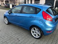Second-hand Ford Fiesta Trend 70 CP (51 kW) 2010 Albastru Hatchback