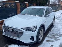 Second-hand Audi e-tron 319 kW (435 CP) 2020 Culoarealb SUV