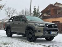 Second-hand Toyota HiLux Edition 204 CP (150 kW) 2023 Culoareverde Pickup