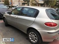 Second-hand Alfa Romeo 147 105 CP (77 kW) 2004 Bej Hatchback