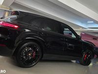 Second-hand Porsche Cayenne 340 CP (250 kW) 2019 Culoarenegru SUV