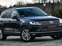 Second-hand VW Touareg Executive 262 CP (192 kW) 2015 Negru SUV