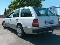 Second-hand Mercedes 250 113 CP (83 kW) 1993 Break