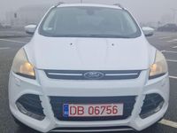 Second-hand Ford Kuga Titanium 163 CP (119 kW) 2014 Culoarealb SUV