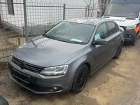 Second-hand VW Jetta 105 CP (77 kW) 2012 Berlinǎ