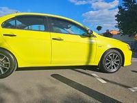 Second-hand Mitsubishi Lancer 117 CP (86 kW) 2017 Galben Berlinǎ