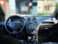 Second-hand Ford Fiesta 68 CP (50 kW) 2007 Hatchback