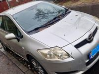 Second-hand Toyota Auris 125 CP (91 kW) 2008 Gri Berlinǎ