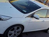 Second-hand Ford Focus Titanium 150 CP (110 kW) 2018 Culoarealb Break