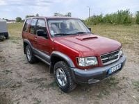 Second-hand Isuzu Trooper 156 CP (114 kW) 2000 Rosu SUV