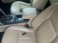 Second-hand Land Rover Discovery Sport HSE Luxury 180 CP (132 kW) 2018 Culoarenegru SUV