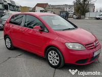 Second-hand VW Golf V 105 CP (77 kW) 2005 Rosu Hatchback