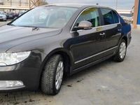 second-hand Skoda Superb masina de familie. Funcționează impecabil