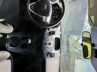 Second-hand Ford Fiesta 75 CP (55 kW) 2014 Alb Hatchback