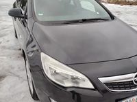 Second-hand Opel Astra 126 CP (92 kW) 2011 Break
