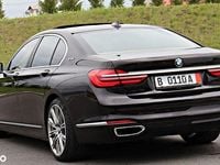 Second-hand BMW 740 iPerformance 326 CP (239 kW) 2017 Culoarenegru Berlinǎ