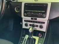 Second-hand VW Passat 170 CP (125 kW) 2012 Maro Break