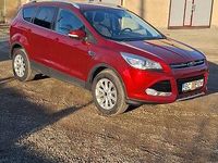 Second-hand Ford Kuga Titanium 150 CP (110 kW) 2015 Culoarerosu SUV