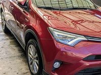 Second-hand Toyota RAV4 Hybrid 155 CP (114 kW) 2018 Culoarerosu SUV