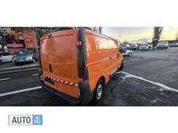 Second-hand Renault Trafic 101 CP (74 kW) 2006 Portocaliu Monovolum