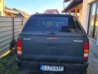 Second-hand Toyota HiLux 125 CP (91 kW) 2008 Verde Pickup