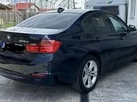 Second-hand BMW 325 Sport Line 218 CP (160 kW) 2014 Albastru Berlinǎ