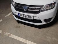 Second-hand Dacia Logan Lauréate 75 CP (55 kW) 2013 Culoarealb Berlinǎ