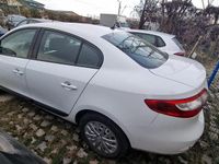 Second-hand Renault Fluence 74 CP (54 kW) 2016 Alb Berlinǎ