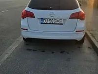 Second-hand Opel Astra 110 CP (80 kW) 2013 Alb Break