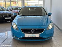 Second-hand Volvo V40 115 CP (84 kW) 2015 Culoarealbastru Hatchback