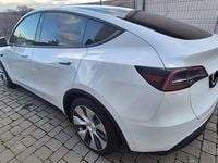 Second-hand Tesla Model Y 150 kW (204 CP) 2022 Culoarealb SUV