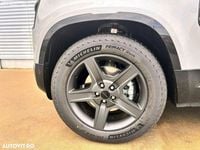 Nouă Land Rover Defender SE Dynamic 249 CP (183 kW) 2025 Culoaregri SUV